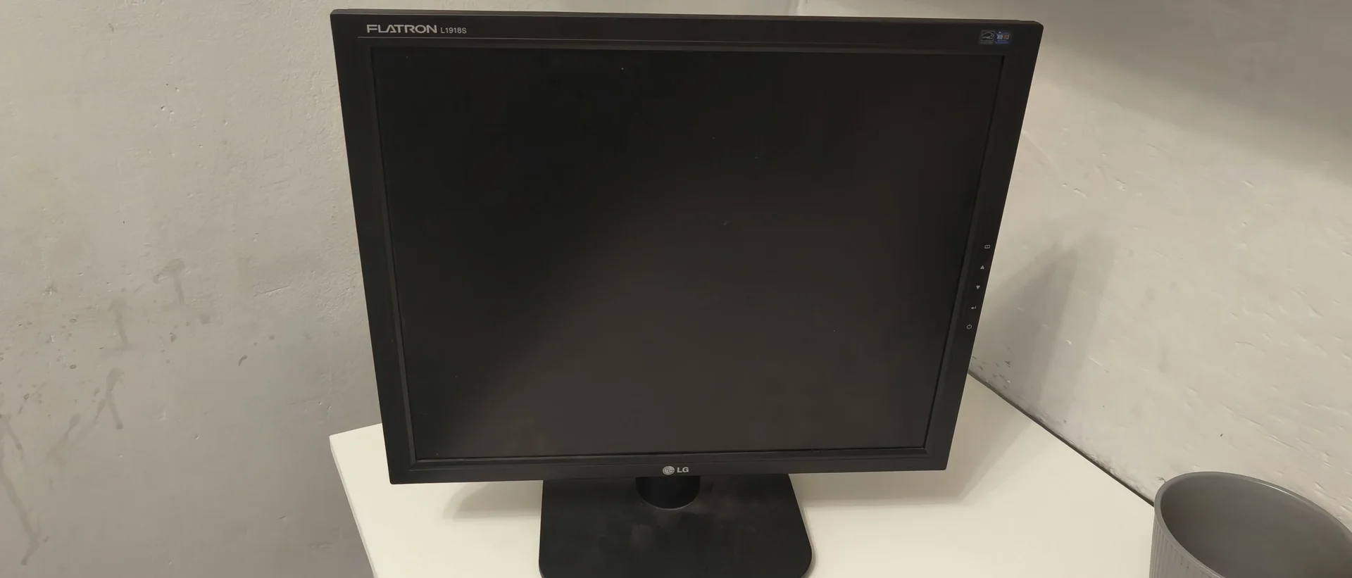 Монитор Lg - изображение 1