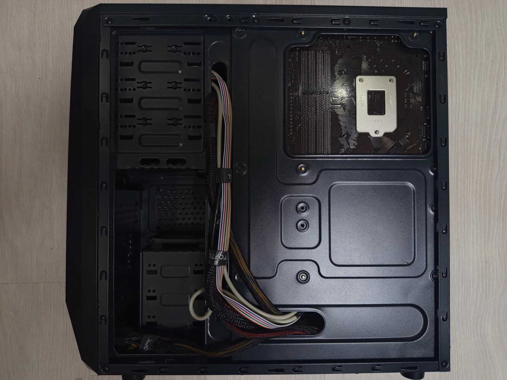 Продам системный блок Intel Core i3-4130 - миниатюра 4