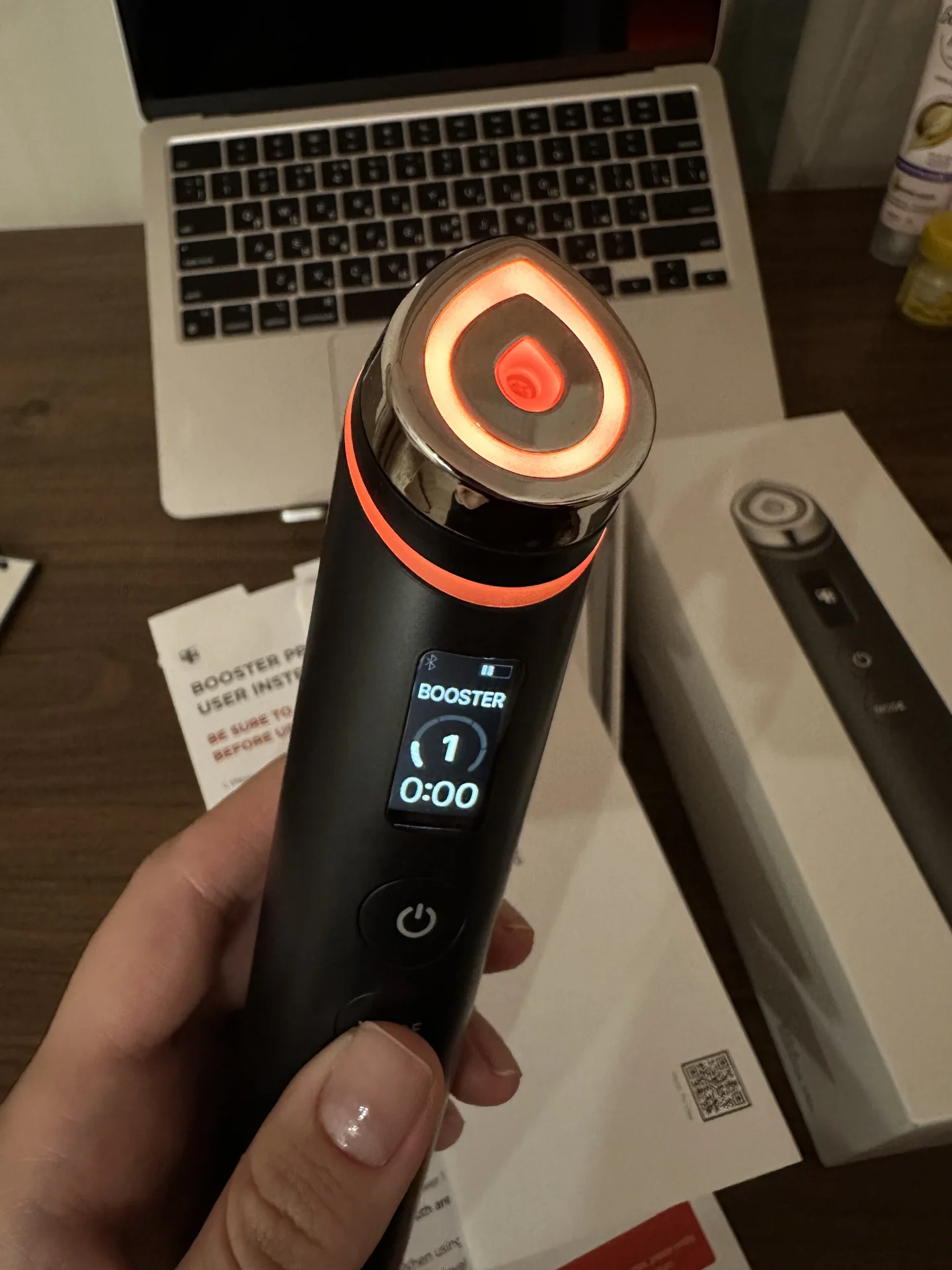 Аппарат для лица Medicube Booster Pro (Микротоки) - миниатюра 4