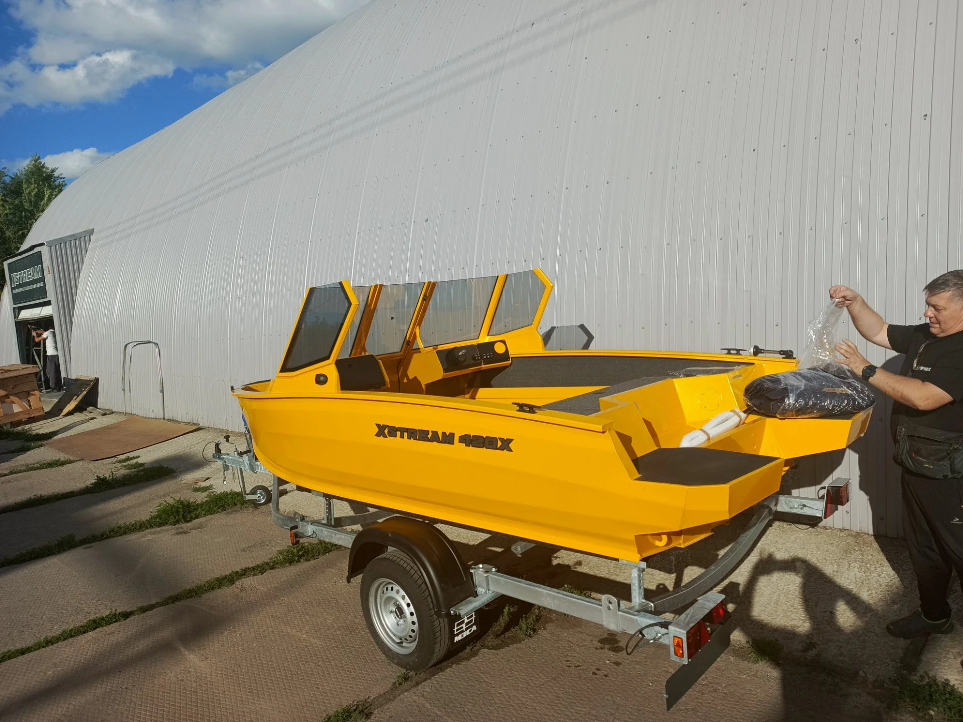 Лодка Xstream 420 Х (40 л.с) - миниатюра 8