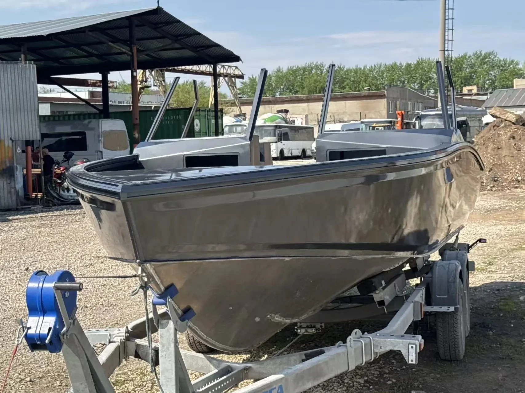 Лодка Xstream 685 (300 л.с) - миниатюра 2