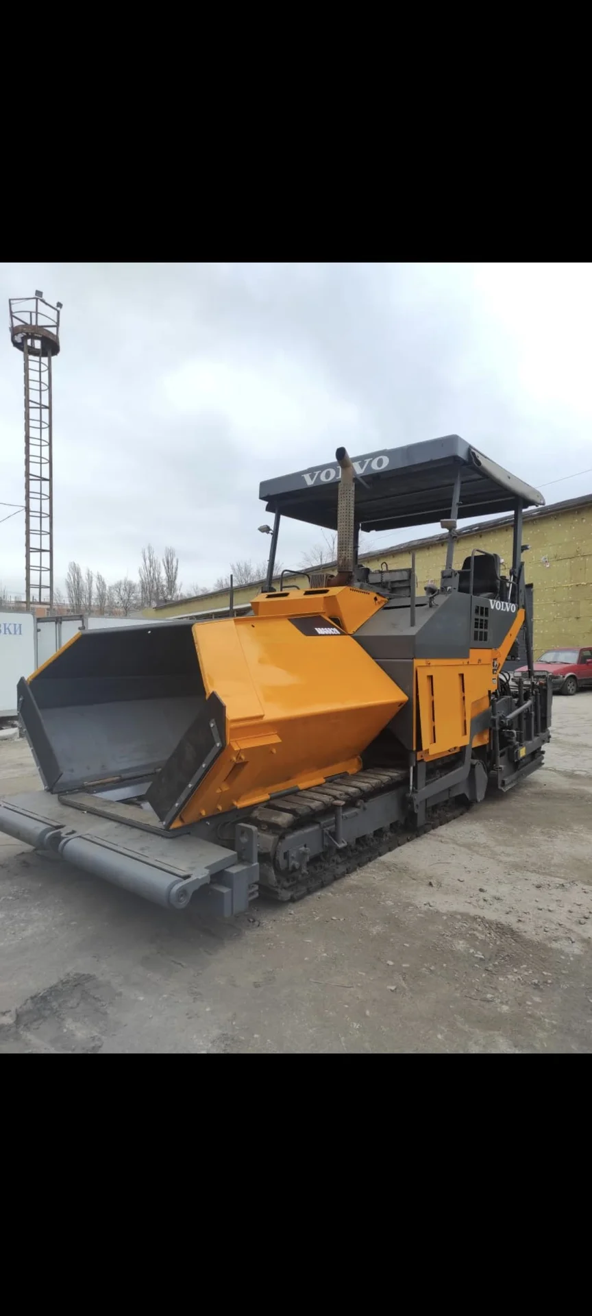 Асфальтоукладчик Volvo ABG 6820 - изображение 1