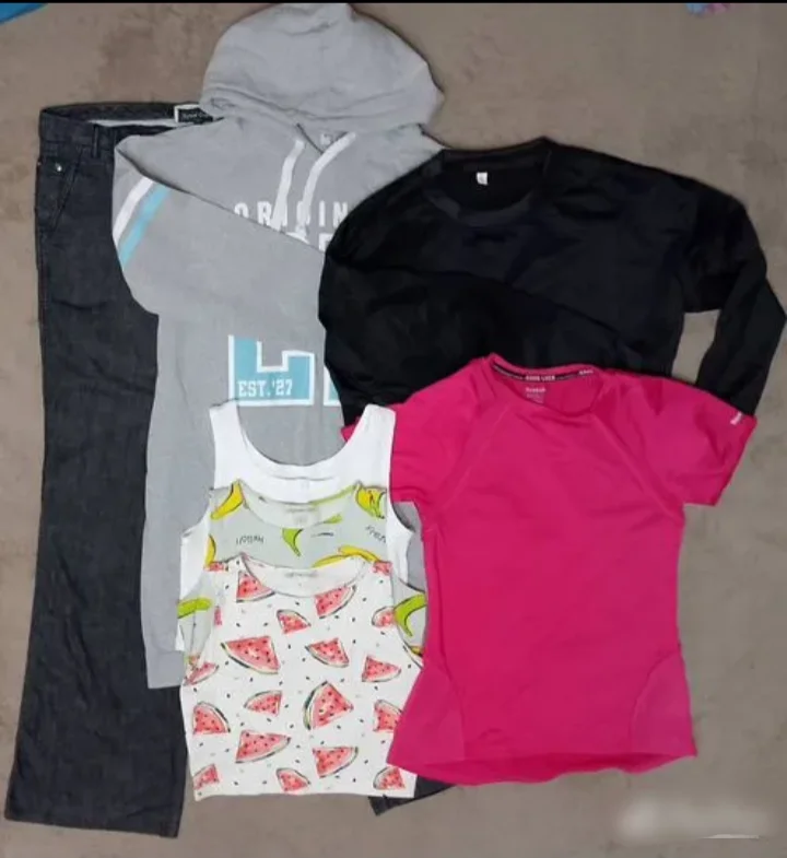 Пакет женской одежды р. 42-44 - изображение 1