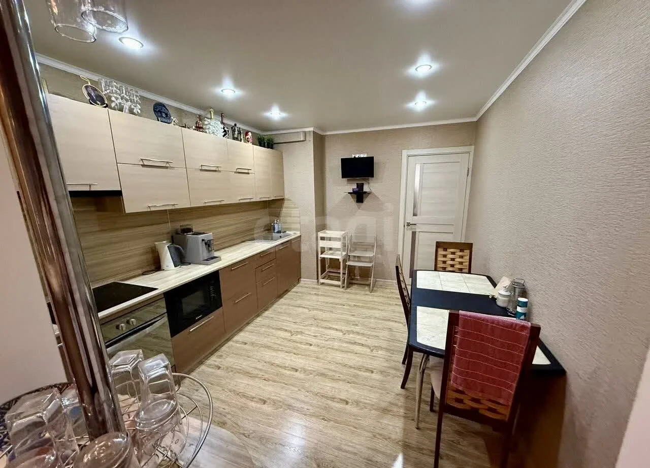 2-к квартира, 56.7м² (Восточно-Кругликовская улица, 77) - миниатюра 2