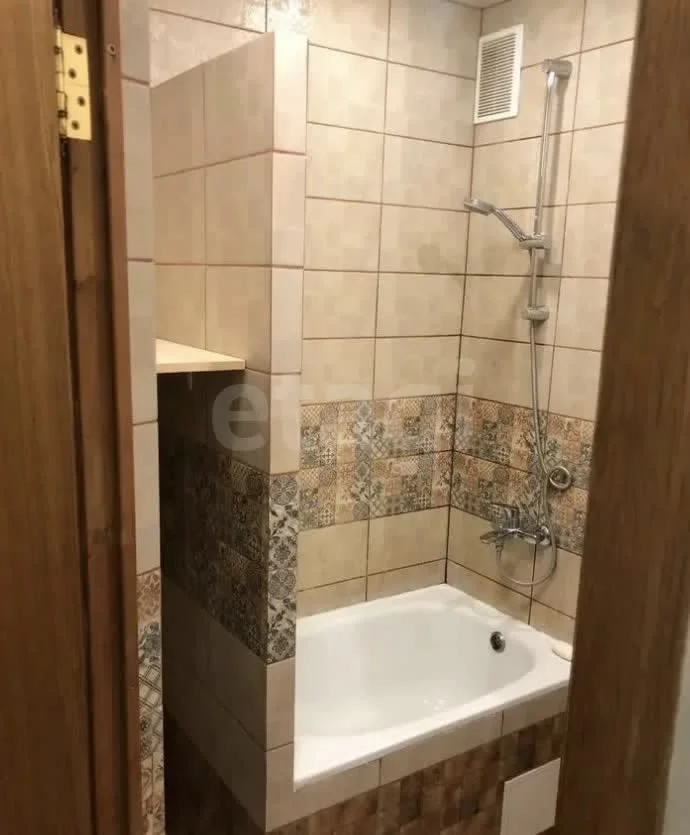 1-к квартира, 32м² (Лазурная улица, 66) - миниатюра 4