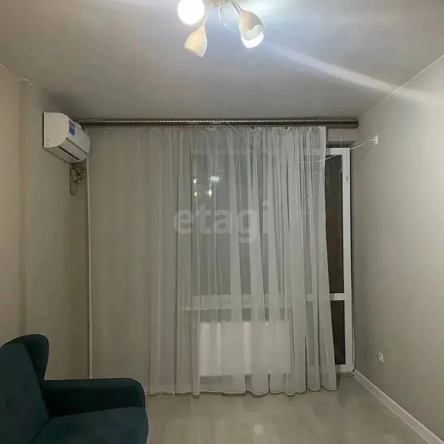 1-к квартира, 37м² (улица имени Героя Георгия Бочарникова, 4) - миниатюра 2