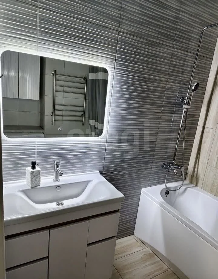 2-к квартира, 61.1м² (Тополиная улица, 40/1) - миниатюра 8