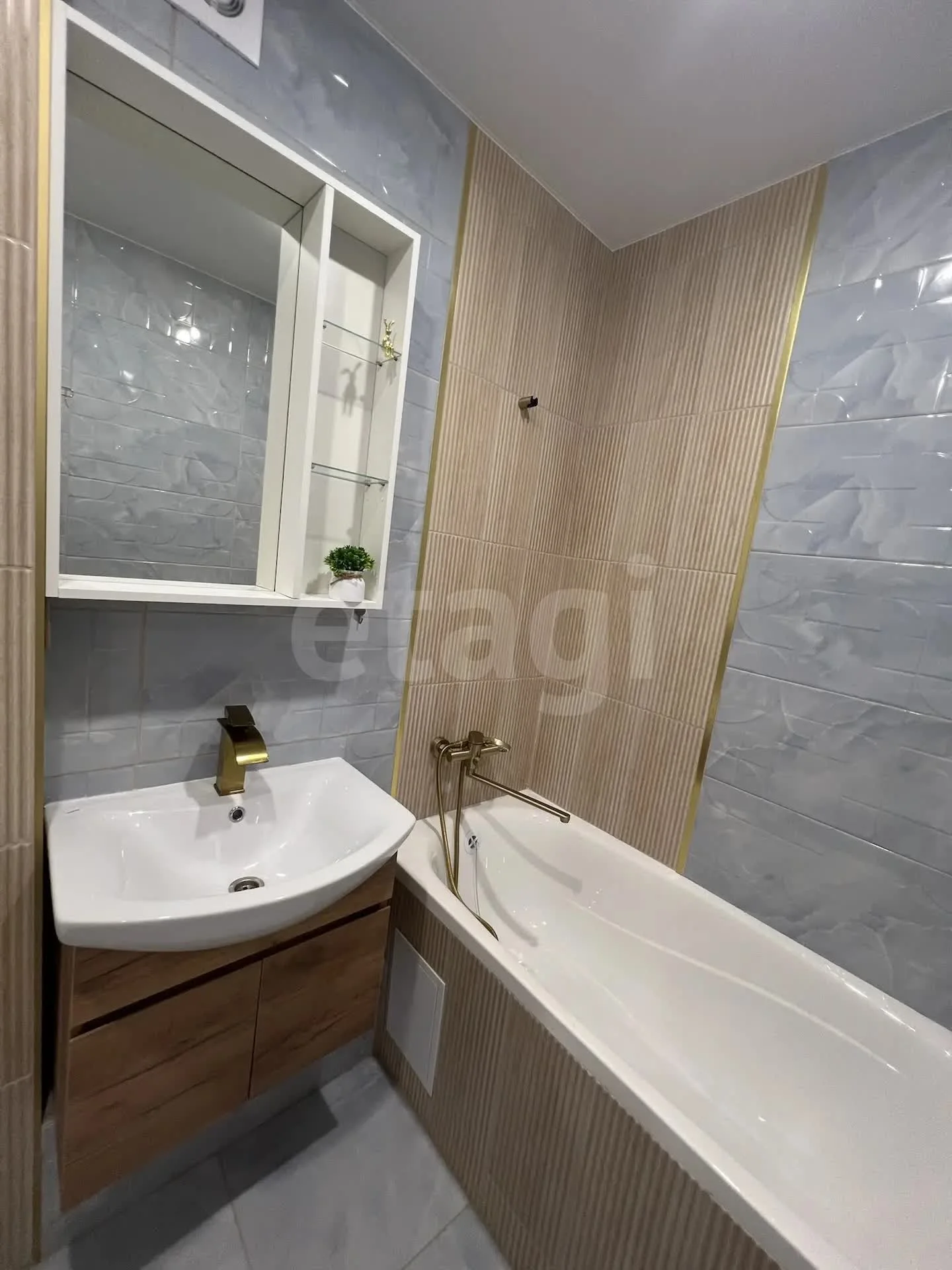 1-к квартира, 39.9м² (улица Братьев Дроздовых, 22) - миниатюра 13