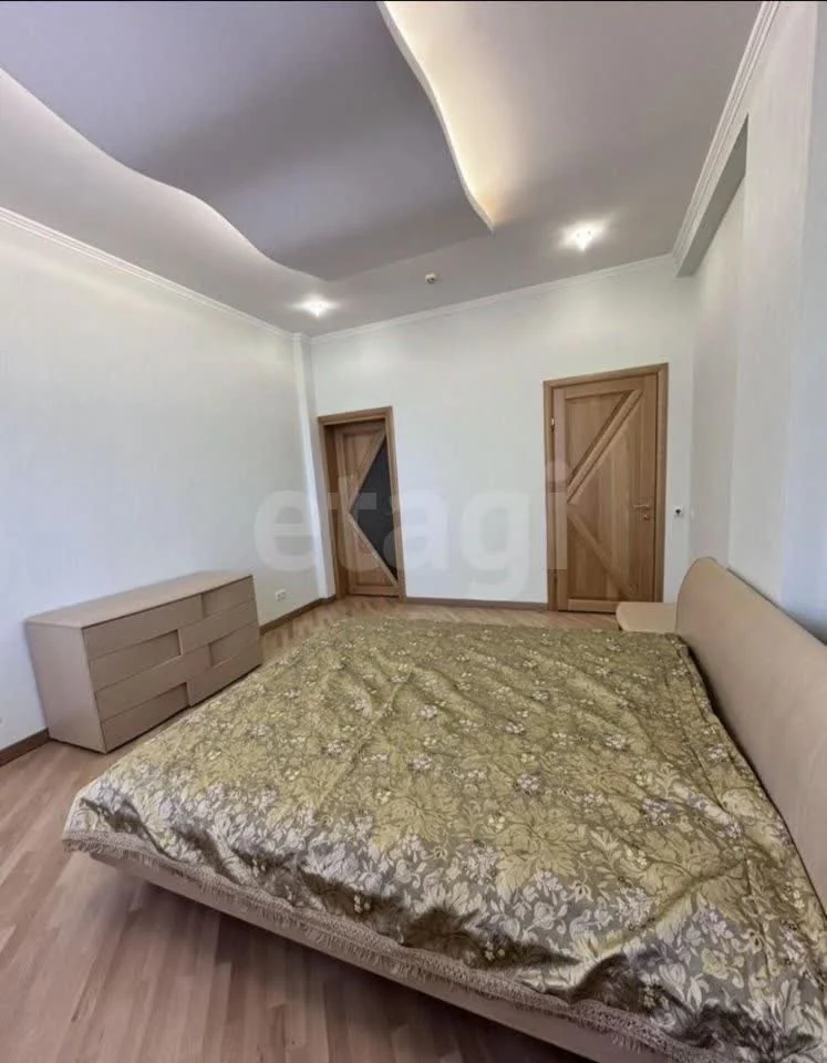 3-к квартира, 90м² (Комсомольская улица, 4) - миниатюра 14