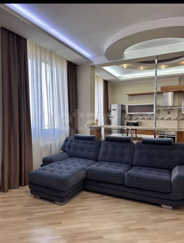 3-к квартира, 90м² (Комсомольская улица, 4) - миниатюра 2