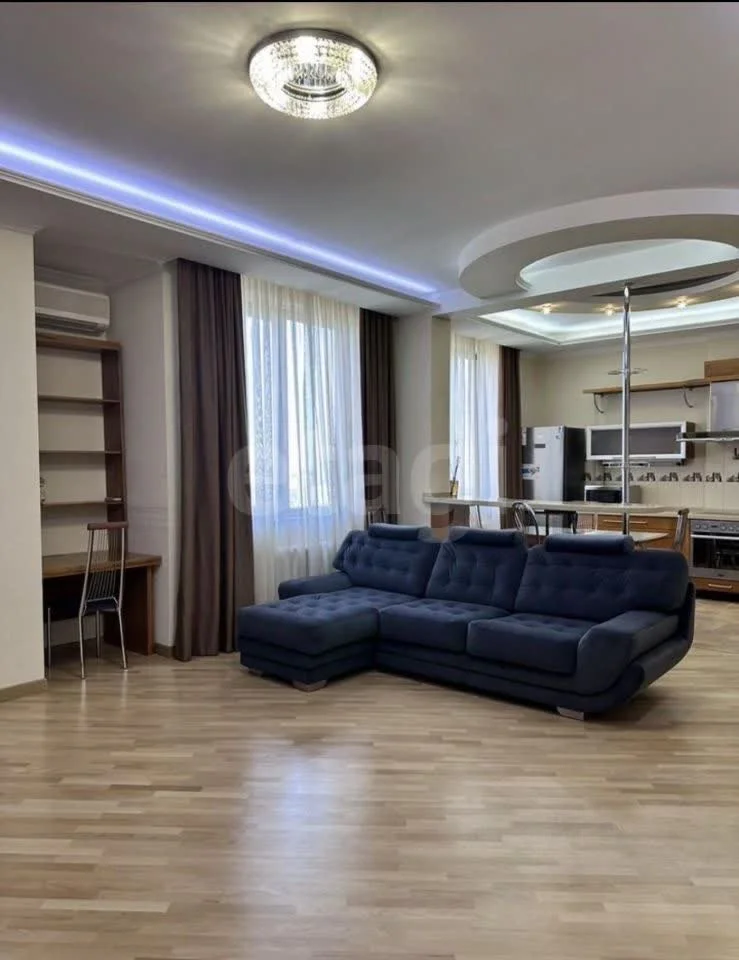 3-к квартира, 90м² (Комсомольская улица, 4) - миниатюра 3