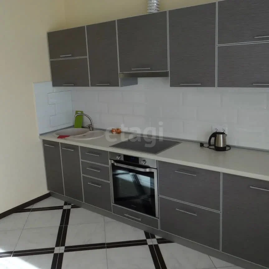 1-к квартира, 42м² (улица Архитектора Петина, 18/2) - миниатюра 4