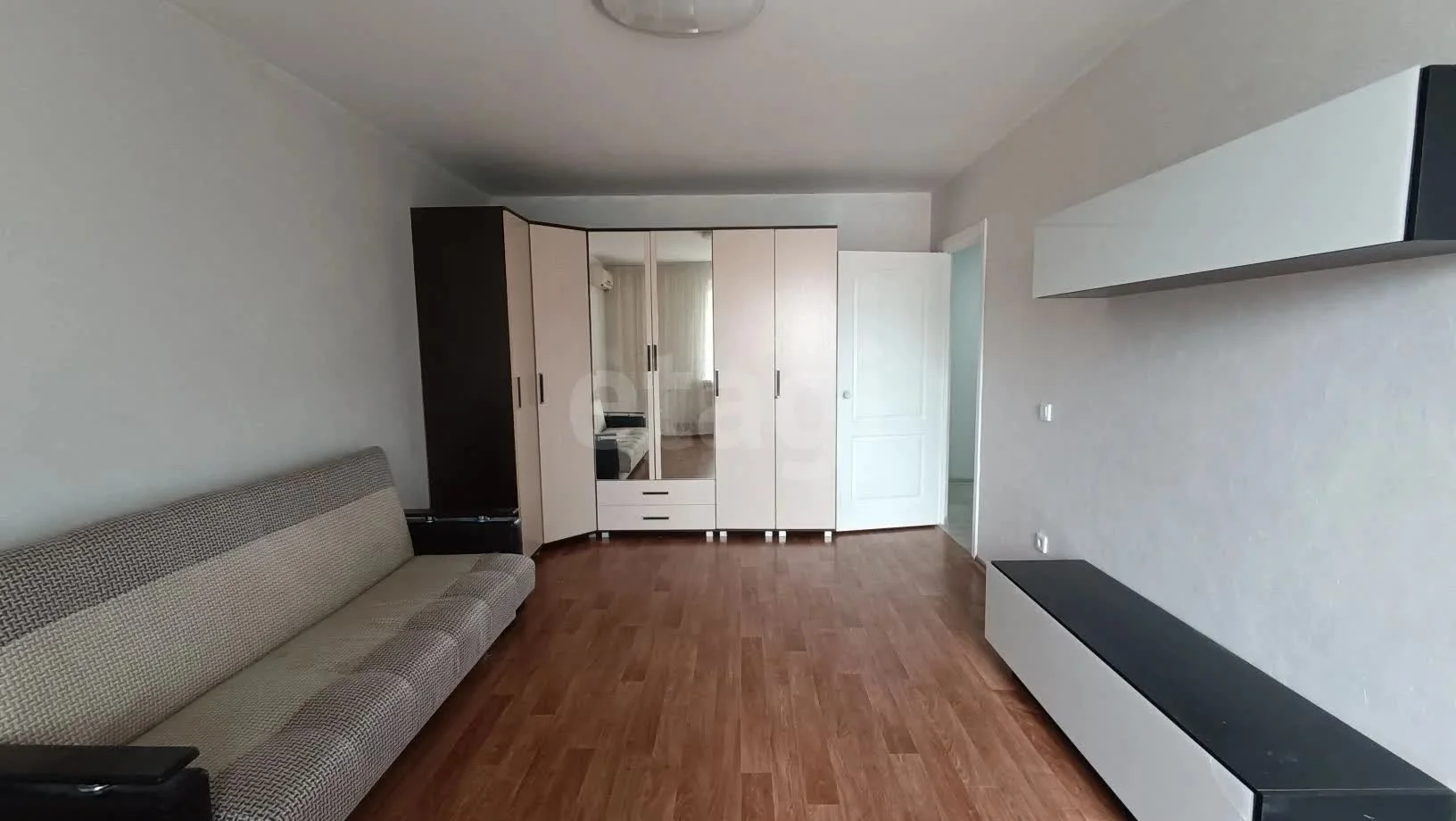 1-к квартира, 46м² (улица Героя А.А. Аверкиева, 20) - миниатюра 6
