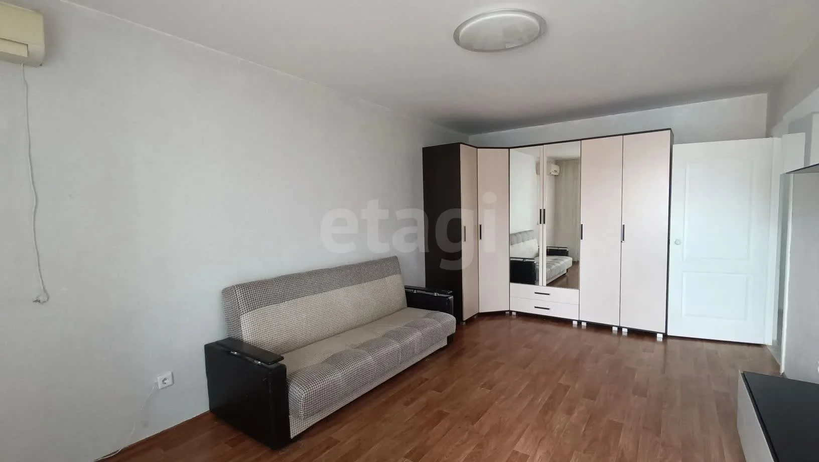 1-к квартира, 46м² (улица Героя А.А. Аверкиева, 20) - миниатюра 9