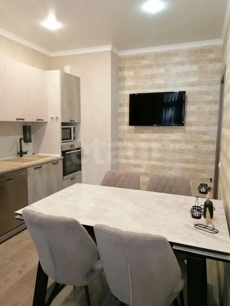 3-к квартира, 74м² (Домбайская улица, 63) - миниатюра 3