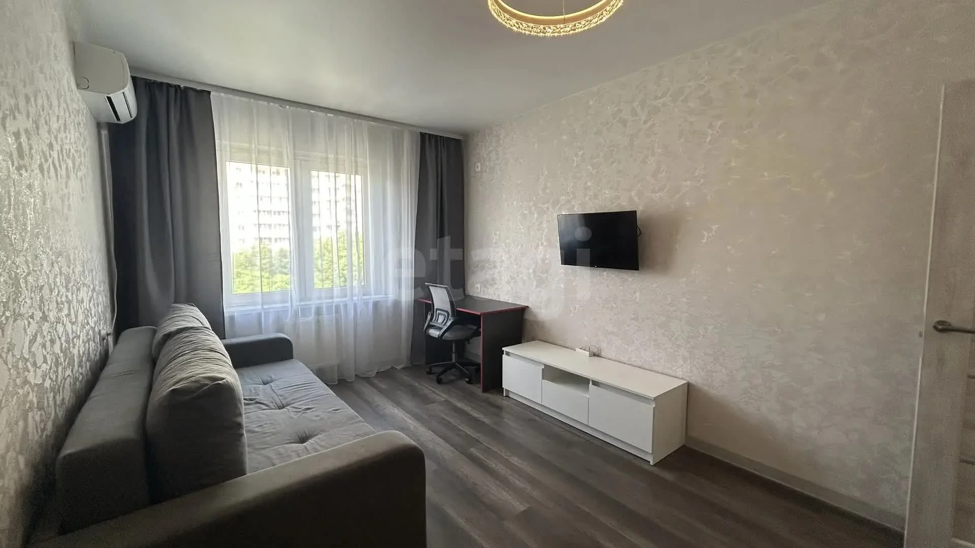 1-к квартира, 36м² (улица Героя А.А. Аверкиева, 24) - миниатюра 4