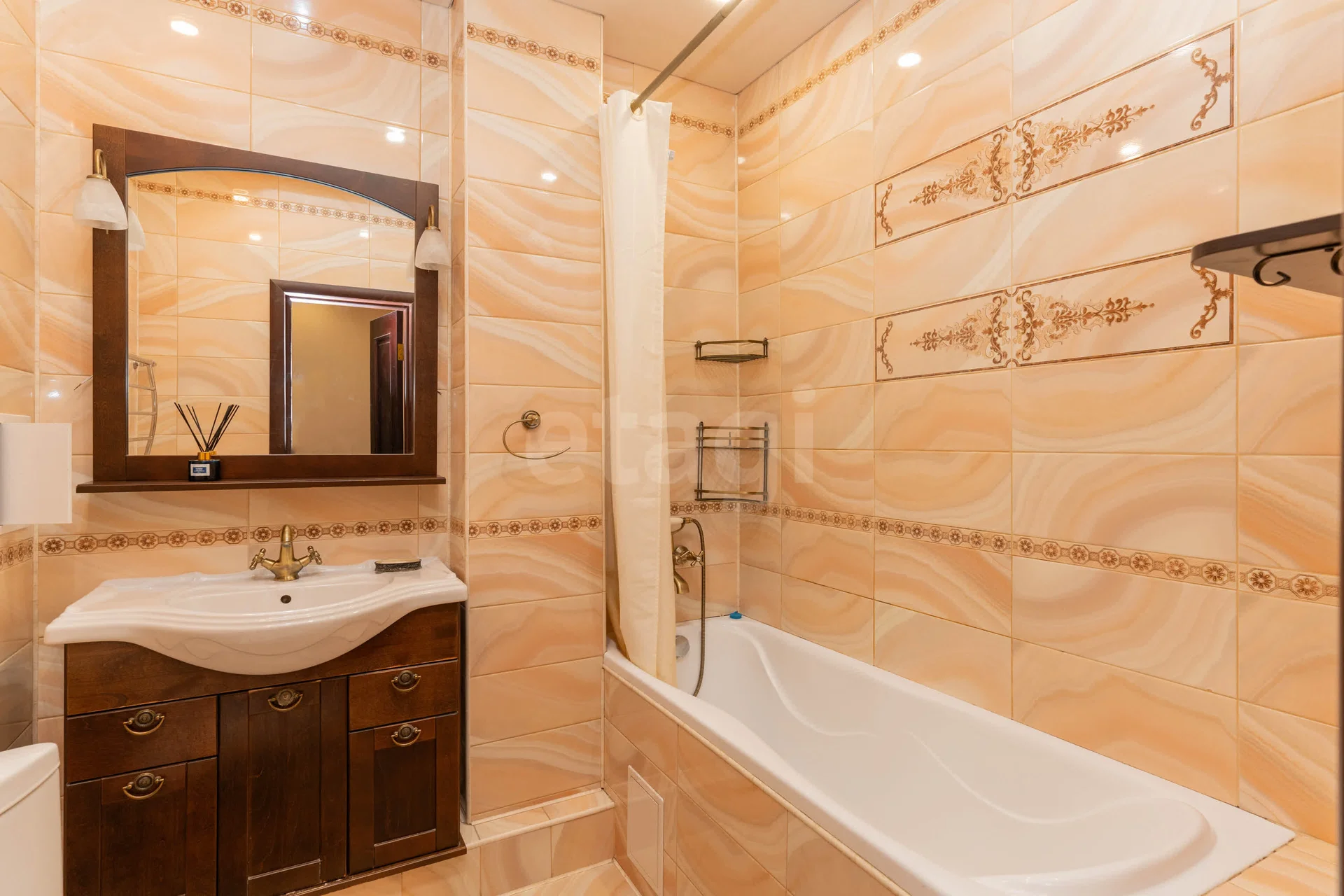 2-к квартира, 71м² (Космическая улица, 88/2к2) - миниатюра 2