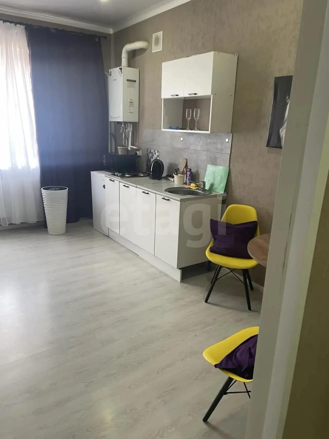 Студия, 28.4м² (улица Гагарина, 155/1ек2) - миниатюра 2
