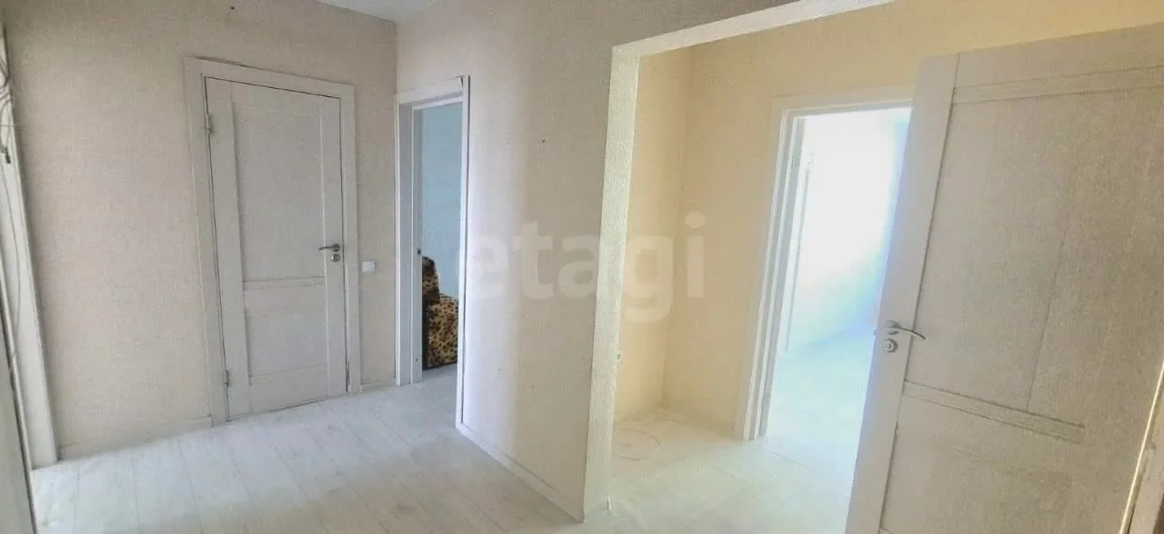 3-к квартира, 81м² (улица Генерал-лейтенанта Александра Сапрунова, 15) - миниатюра 5