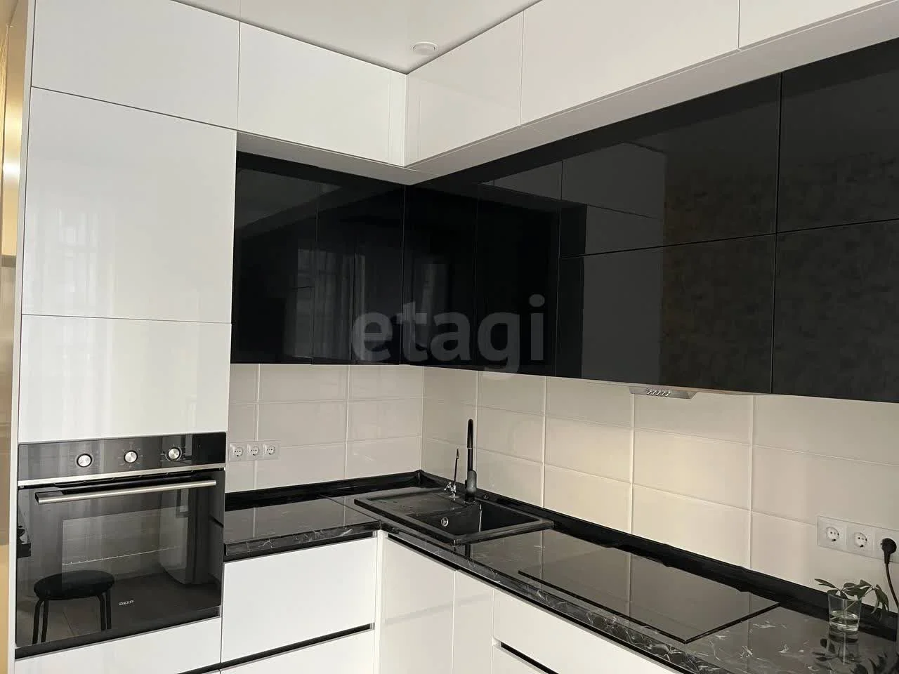 2-к квартира, 57.2м² (улица Евгении Жигуленко, 25к2) - миниатюра 3
