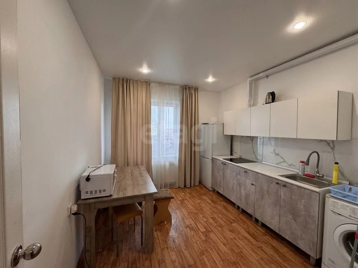 2-к квартира, 53м² (улица имени Николая Семеновича Котлярова, 16) - изображение 1
