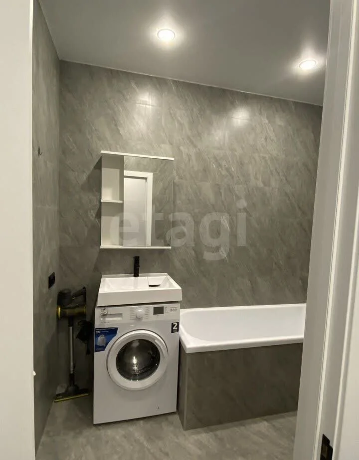 1-к квартира, 37м² (улица Лётчика Позднякова, 2к27) - миниатюра 7