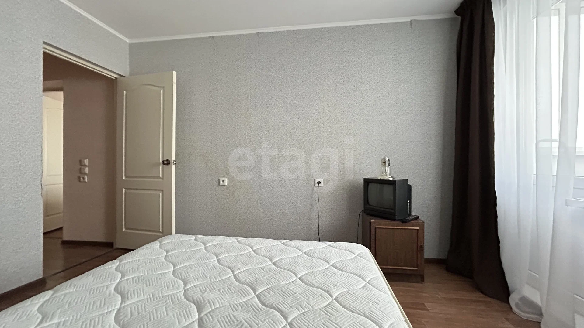 2-к квартира, 57м² (улица имени Николая Семеновича Котлярова, 19) - миниатюра 3