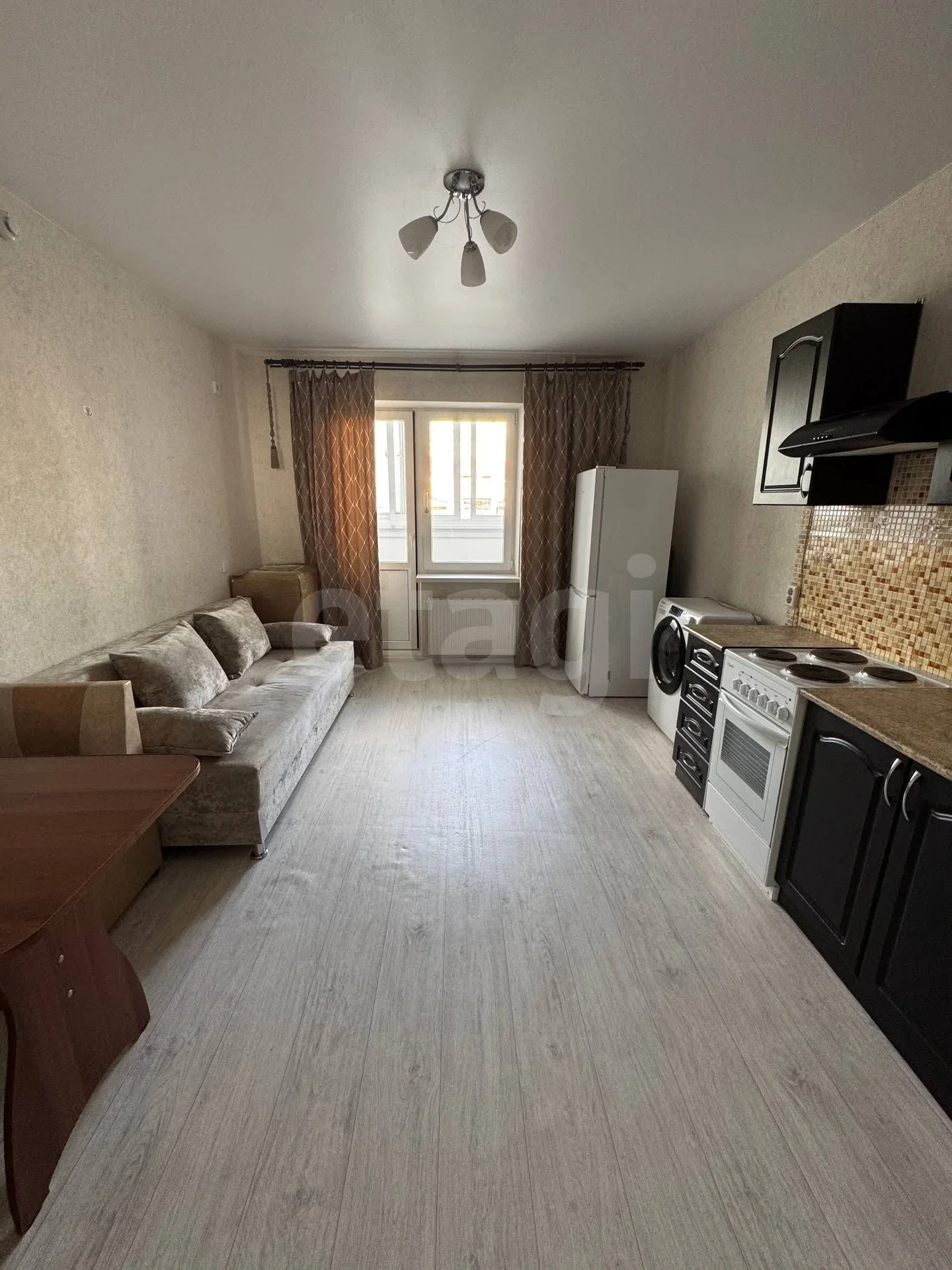 1-к квартира, 43.2м² (улица имени Героя Советского Союза Якова Кобзаря, 2) - миниатюра 2