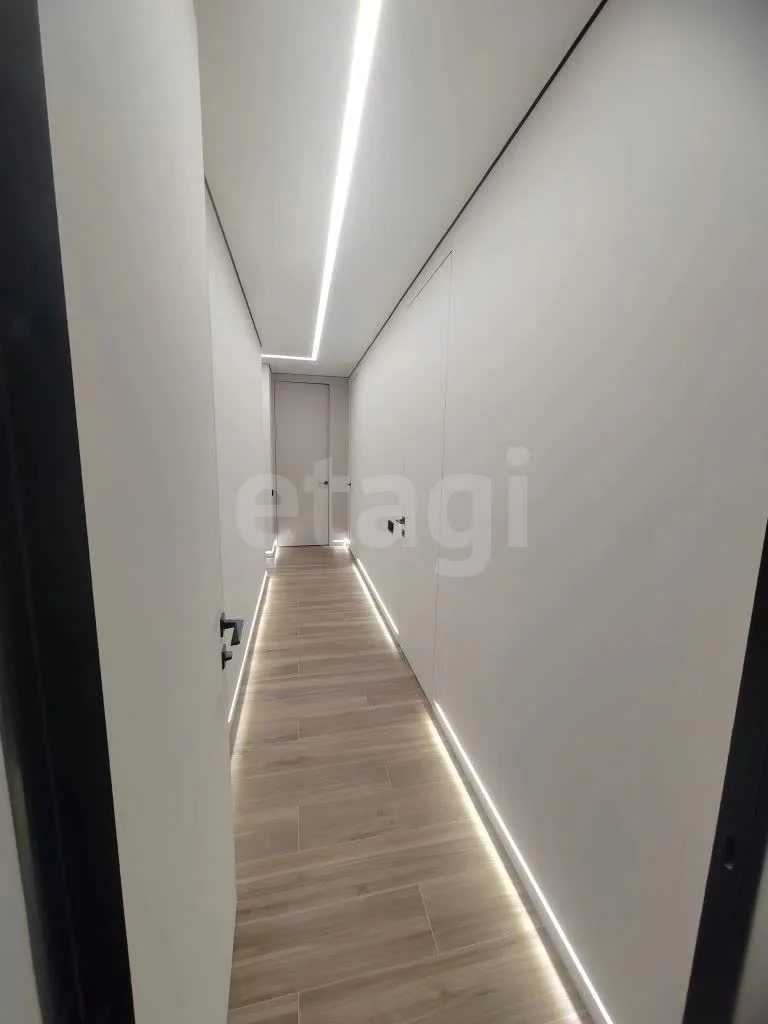 3-к квартира, 82.7м² (улица имени Героя Николая Шевелёва, 3) - миниатюра 8