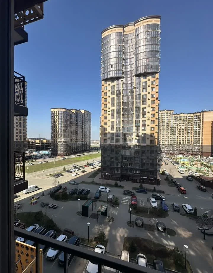 2-к квартира, 61.1м² (улица Григория Булгакова, 6) - миниатюра 3