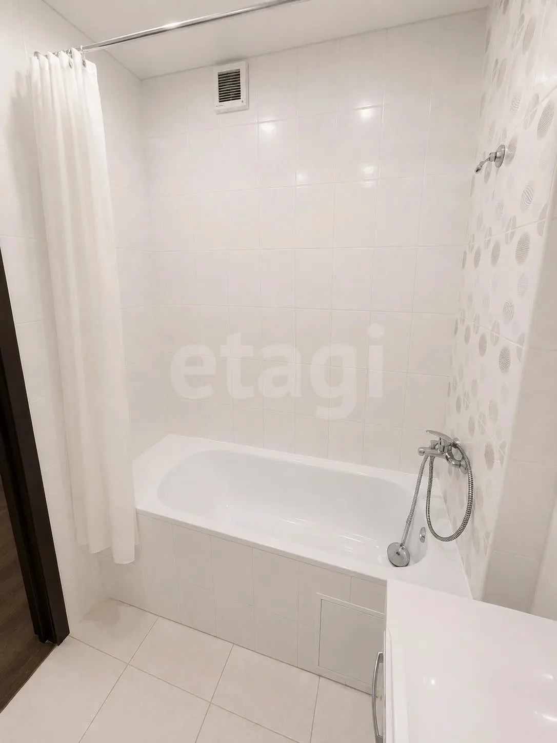 1-к квартира, 42.6м² (улица Александра Покрышкина, 2/2) - миниатюра 4
