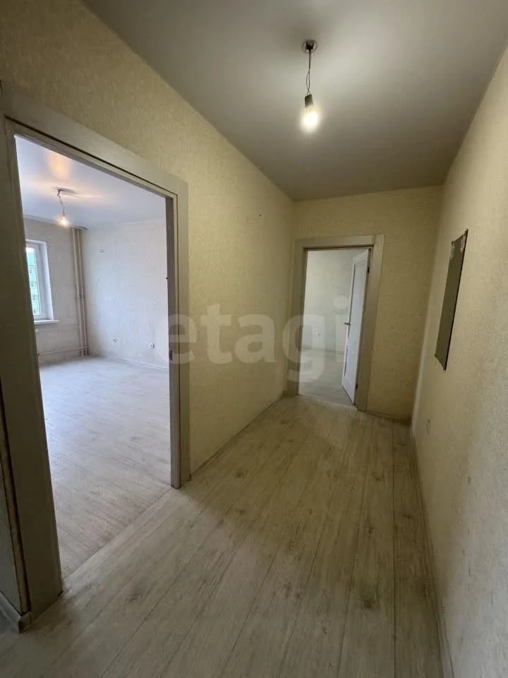 3-к квартира, 81м² (улица Генерал-лейтенанта Александра Сапрунова, 15) - миниатюра 6