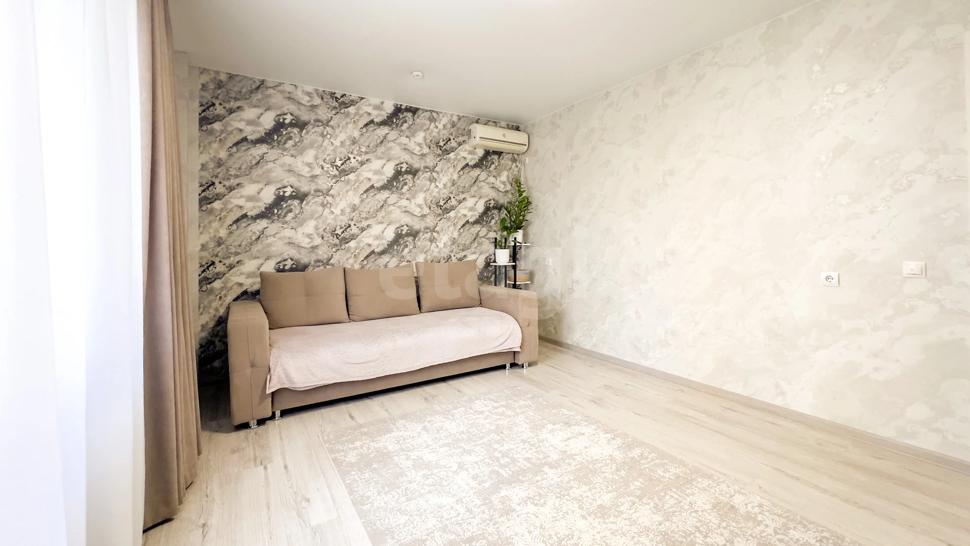 2-к квартира, 52.6м² (улица Героя Владислава Посадского, 42) - миниатюра 2