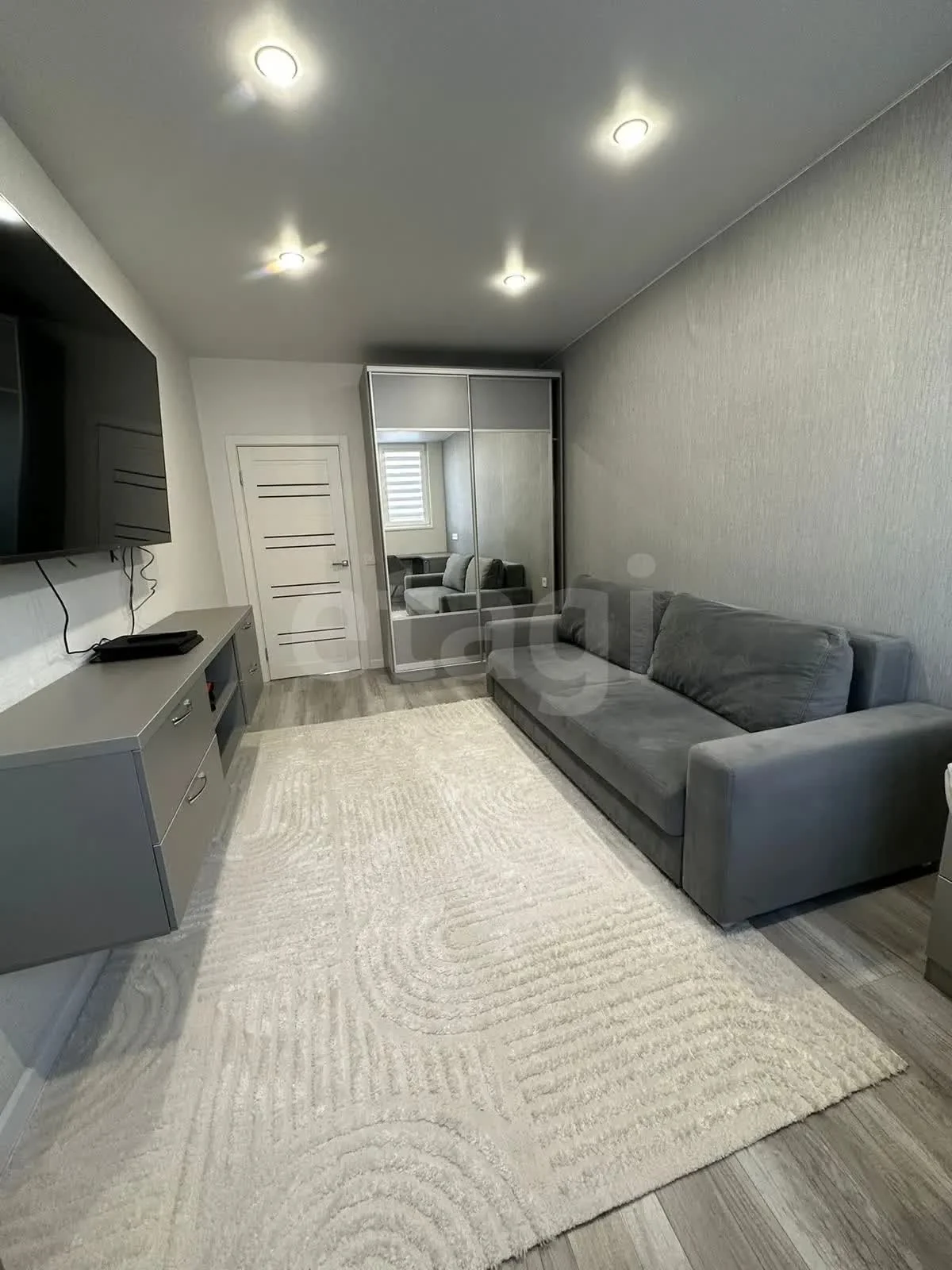 2-к квартира, 49.3м² (улица Западный Обход, 45к2) - миниатюра 2
