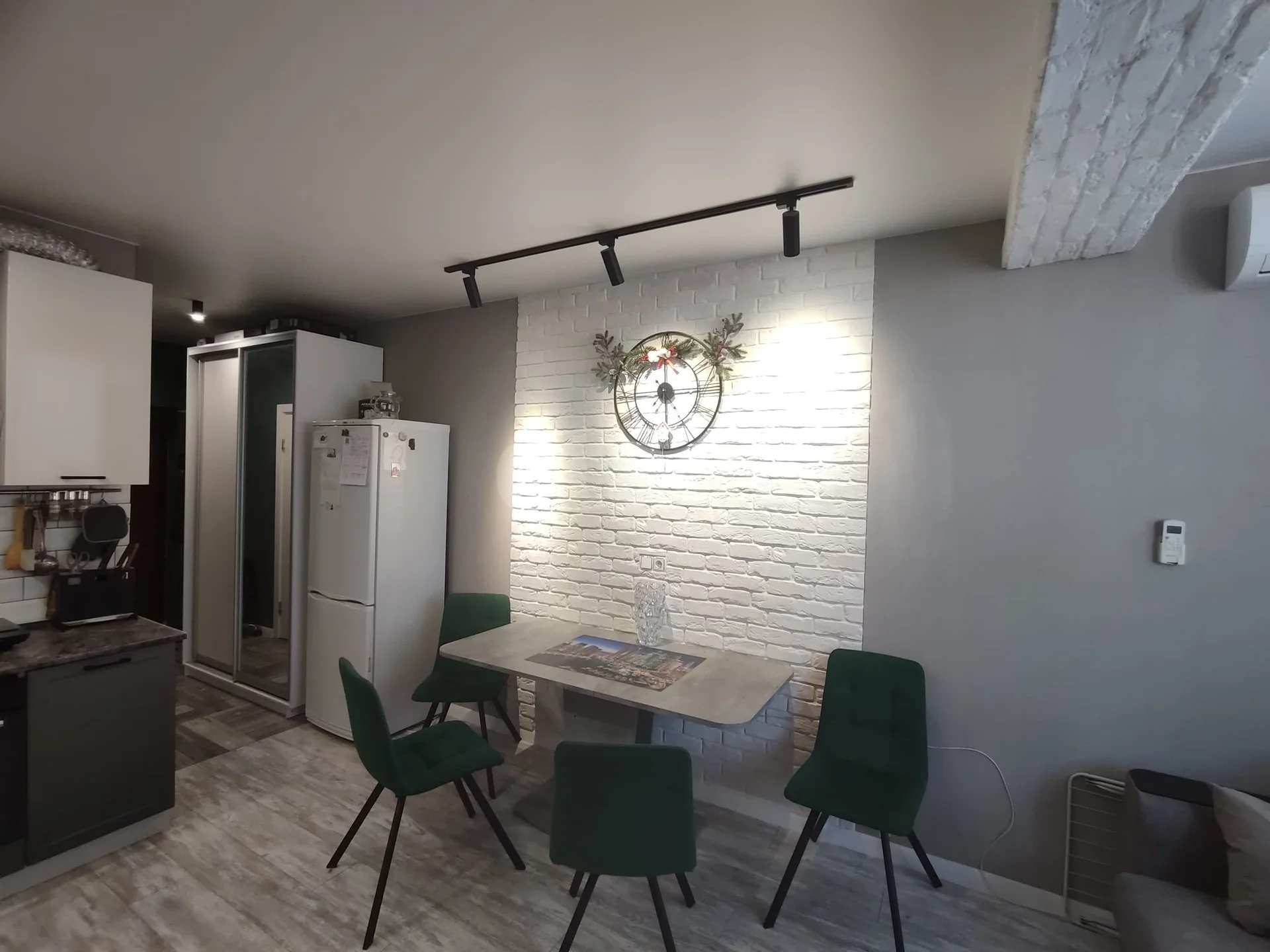 Студия, 25.9м² (улица Ратной Славы, 24) - миниатюра 2