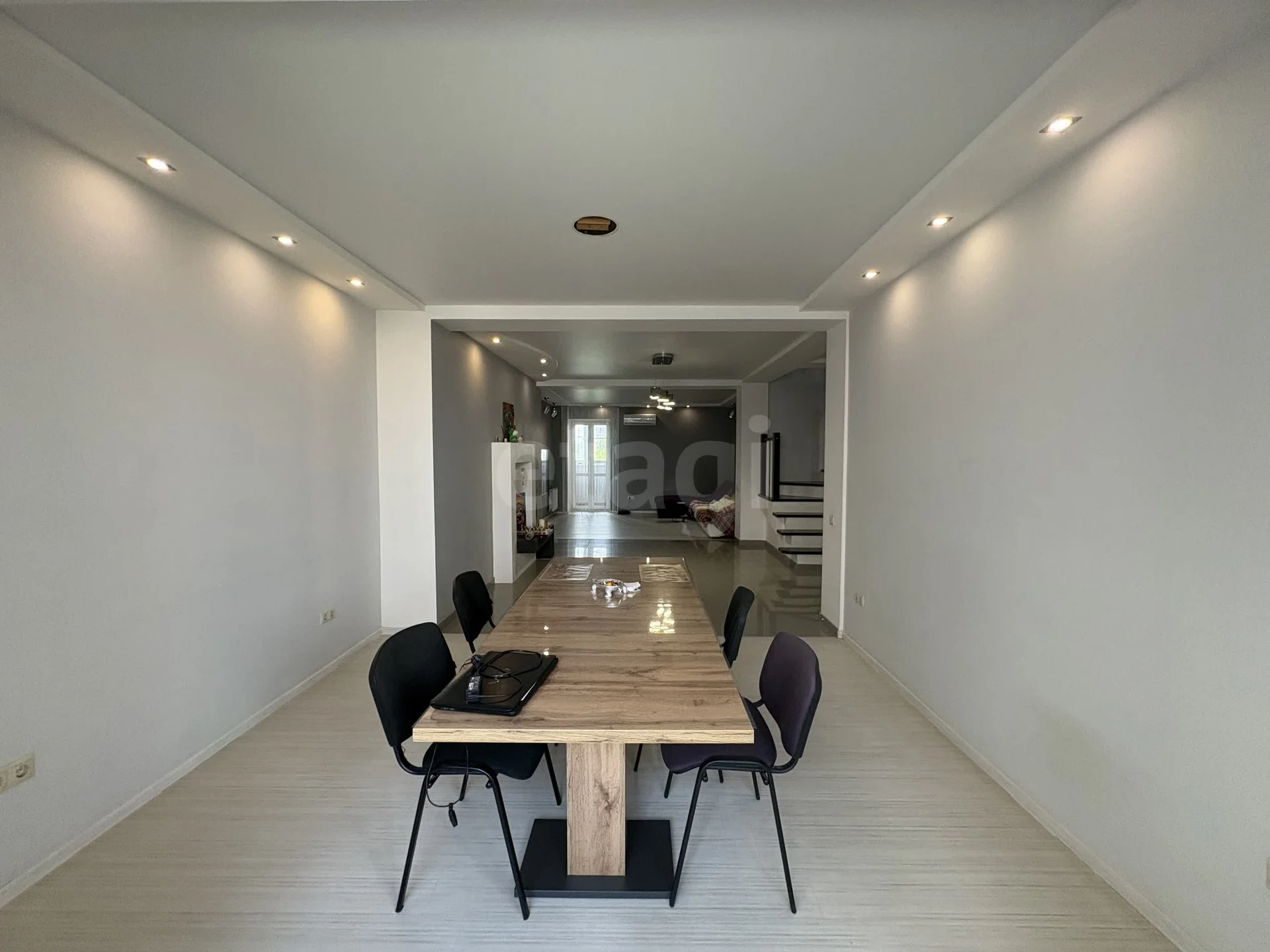 4-к+ квартира, 198м² (Кореновская улица, 15/1) - миниатюра 13