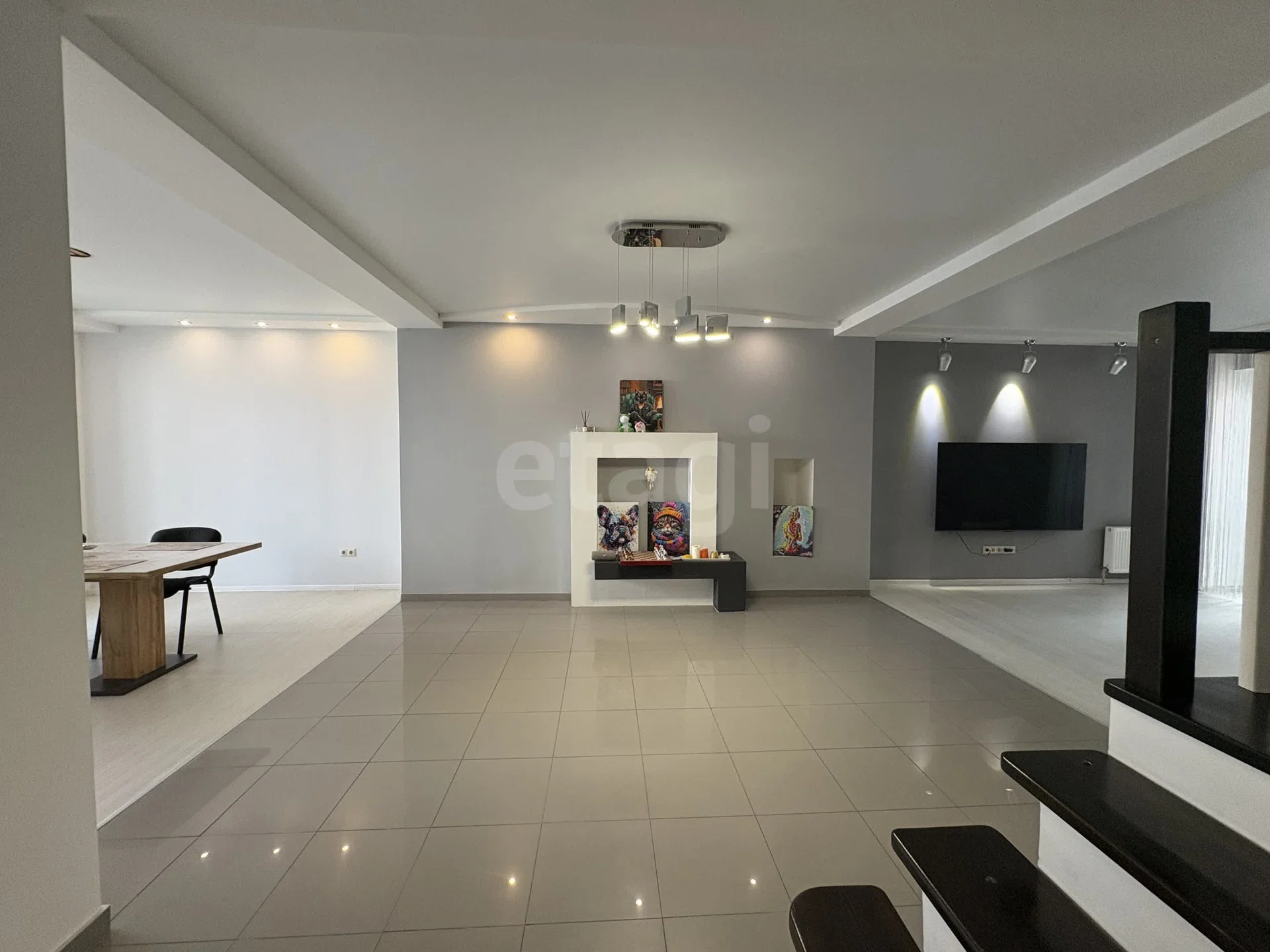 4-к+ квартира, 198м² (Кореновская улица, 15/1) - миниатюра 3