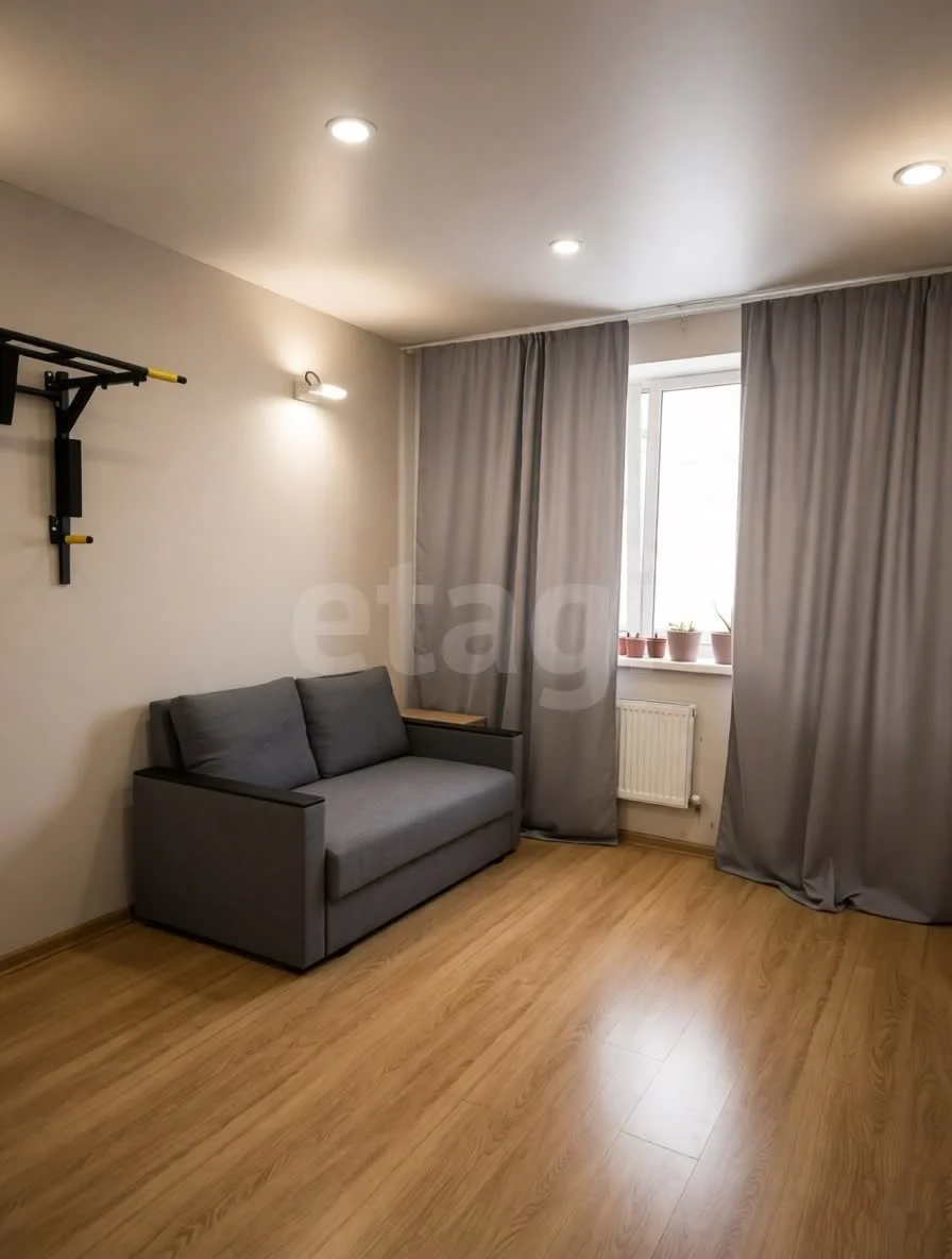 1-к квартира, 42м² (улица имени Сергея Есенина, 98) - изображение 1