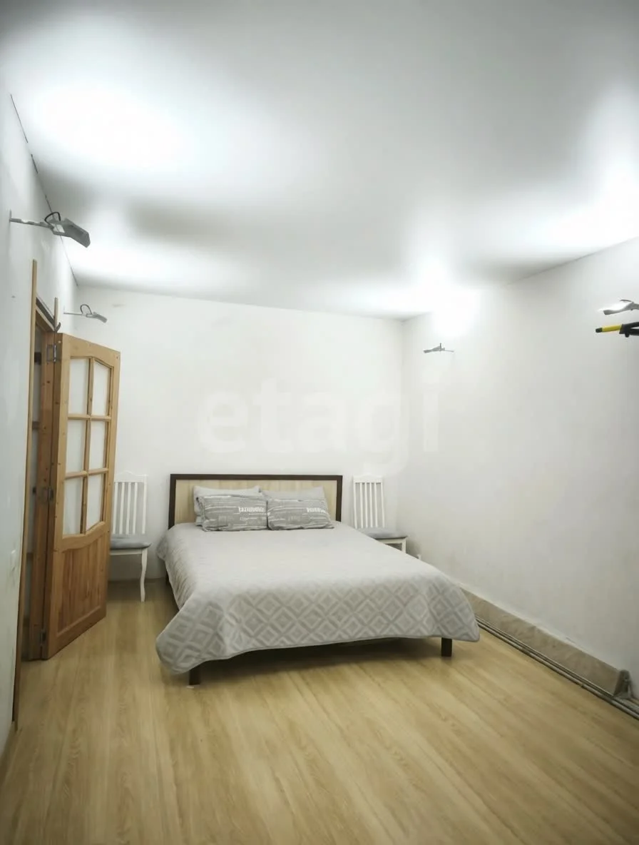 1-к квартира, 42м² (улица имени Сергея Есенина, 98) - миниатюра 3