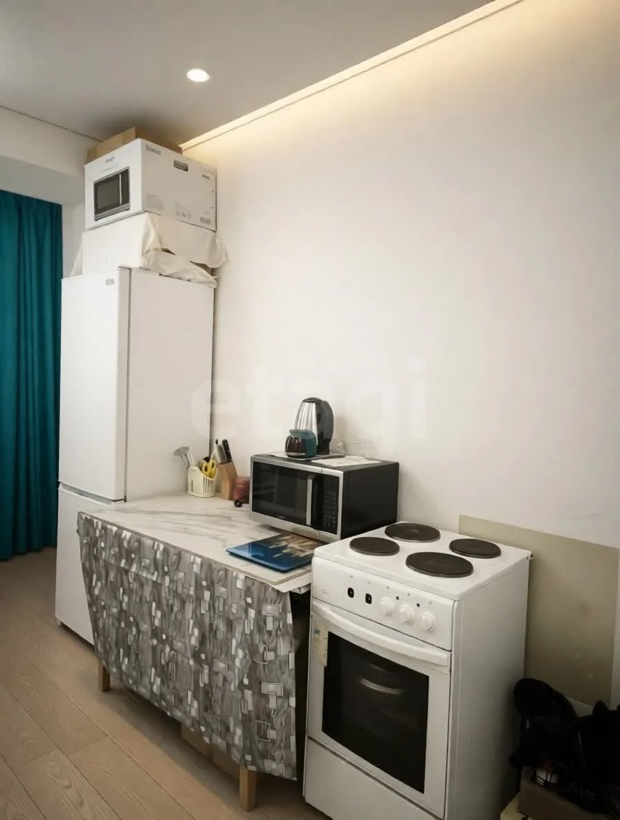 1-к квартира, 42м² (улица имени Сергея Есенина, 98) - миниатюра 4