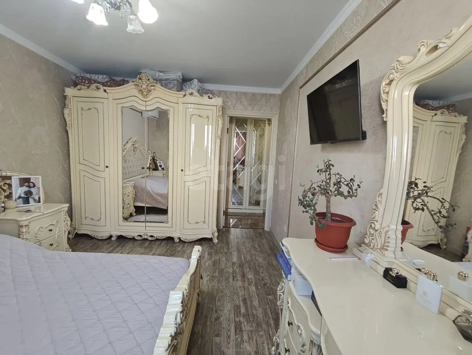 3-к квартира, 90.1м² (улица Петра Метальникова, 5к1) - миниатюра 11