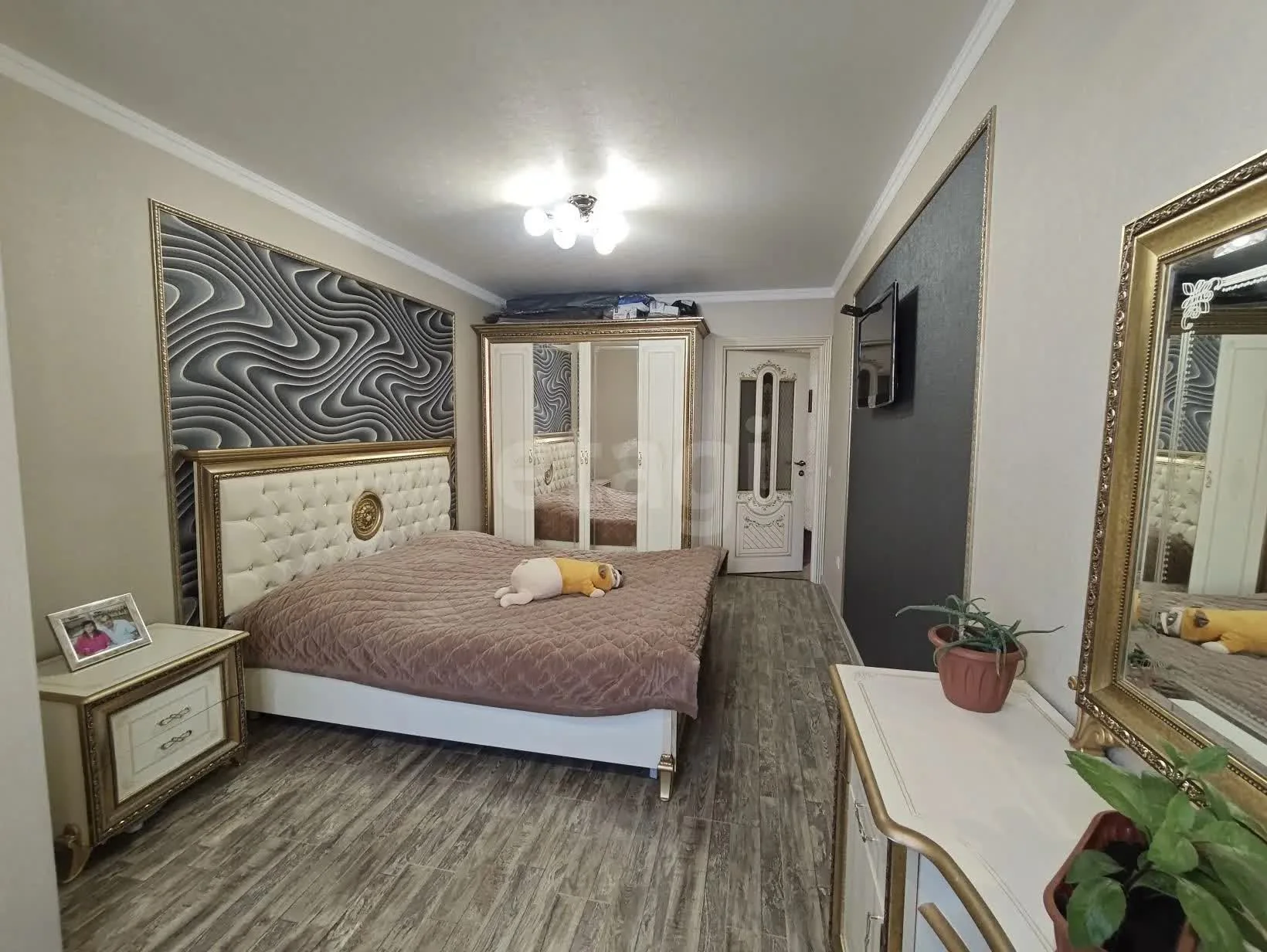 3-к квартира, 90.1м² (улица Петра Метальникова, 5к1) - миниатюра 3