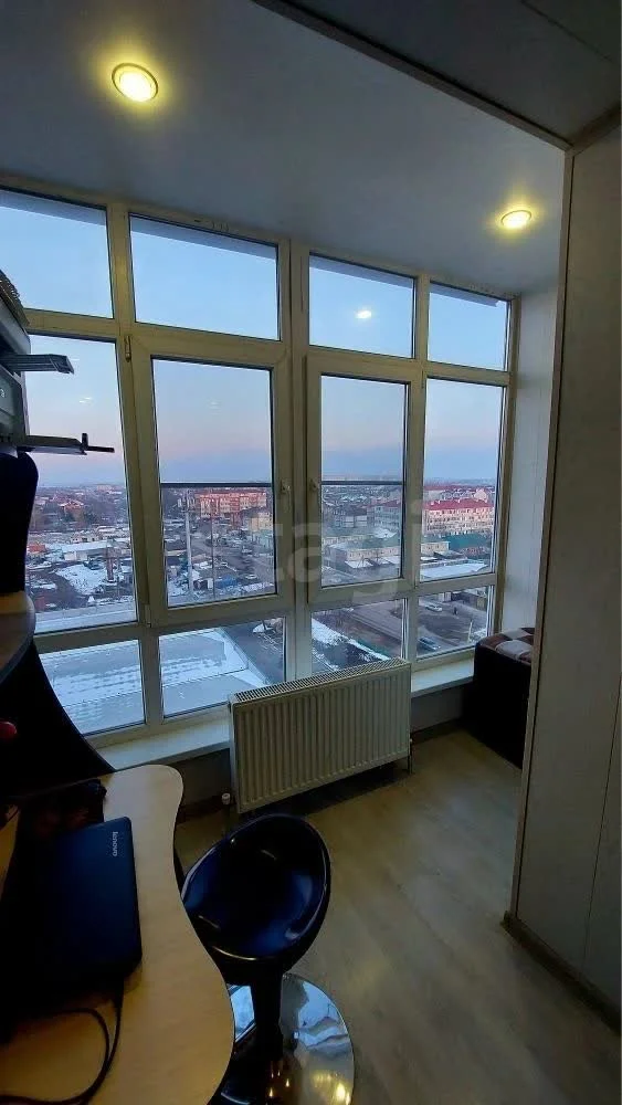 1-к квартира, 37м² (улица имени В.М. Комарова, 21/1к3) - миниатюра 6
