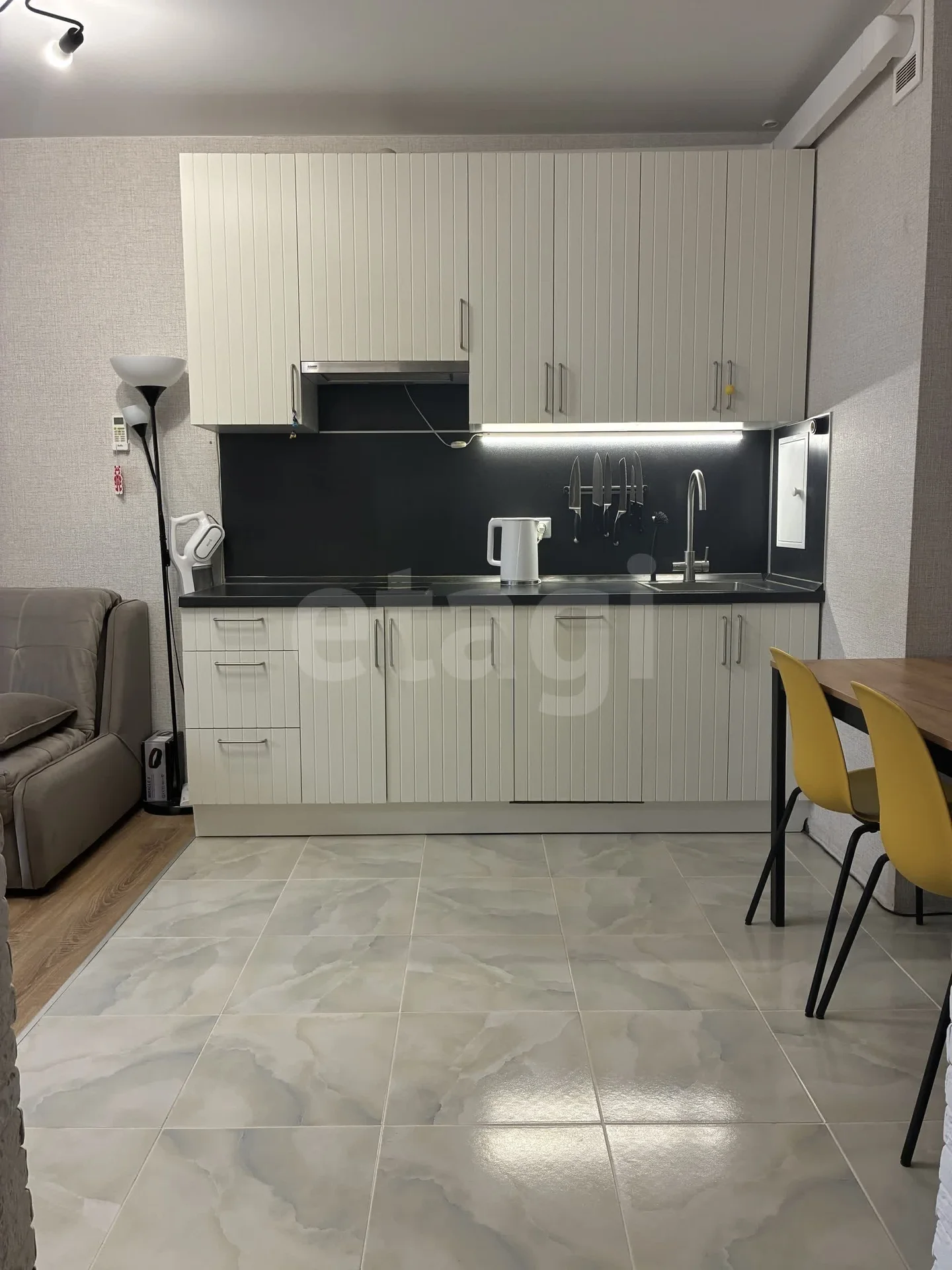 1-к квартира, 32.2м² (улица Генерала Трошева, 11) - миниатюра 2