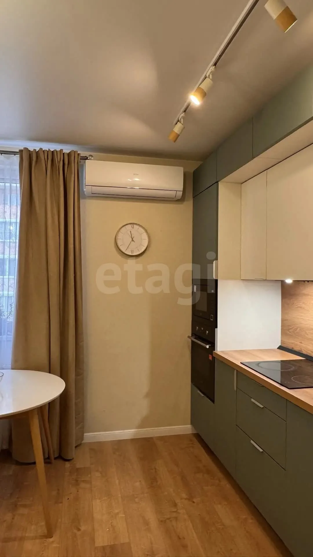 3-к квартира, 62.5м² (Домбайская улица, 10/2) - миниатюра 6