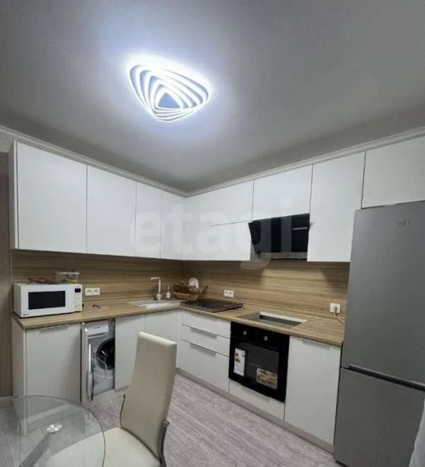 1-к квартира, 35м² (улица Героя А.А. Аверкиева, 40) - миниатюра 7