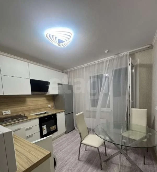 1-к квартира, 35м² (улица Героя А.А. Аверкиева, 40) - миниатюра 8