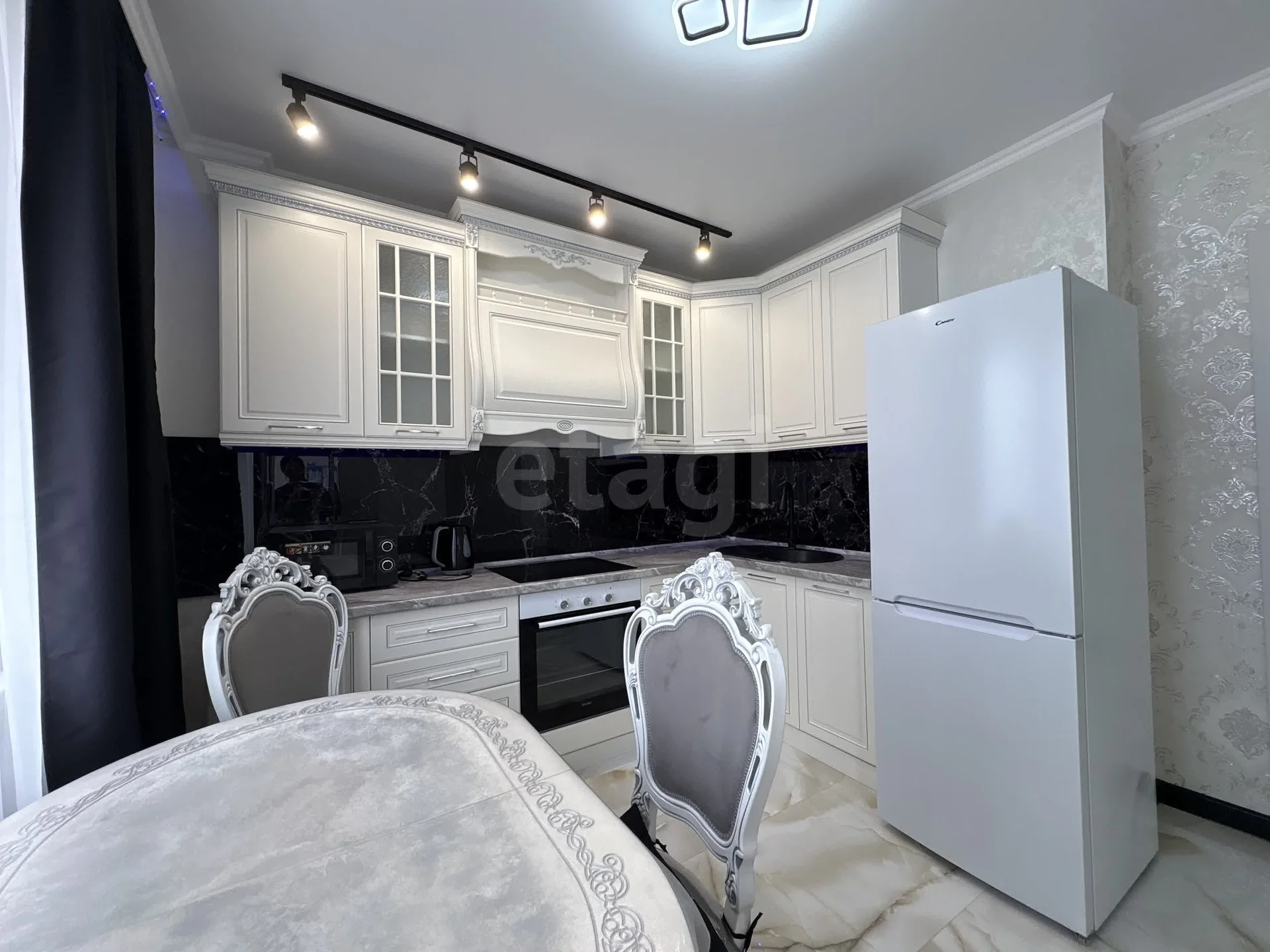 2-к квартира, 61.2м² (улица Героя Хабибуллина, 4) - миниатюра 10