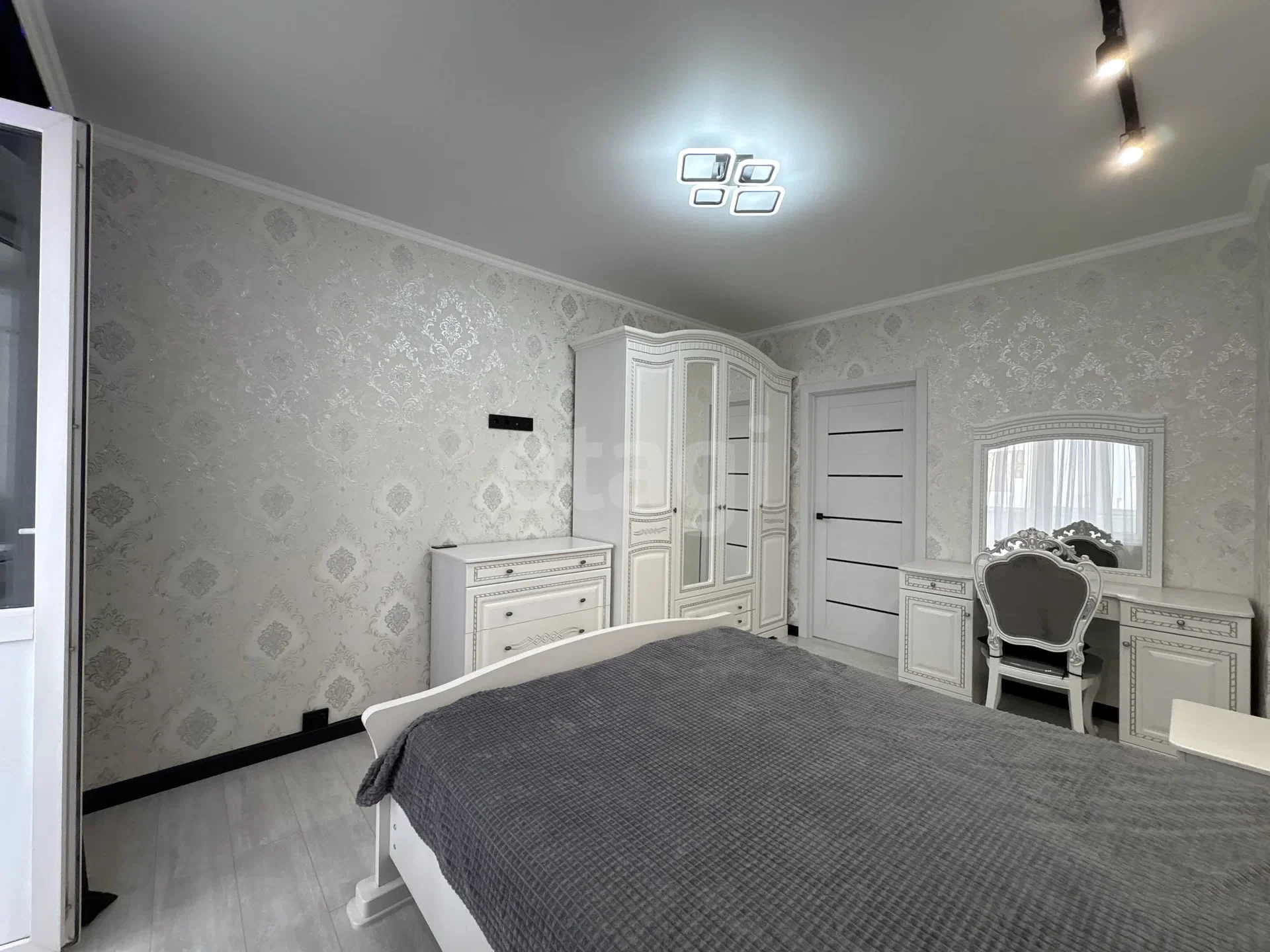 2-к квартира, 61.2м² (улица Героя Хабибуллина, 4) - миниатюра 12