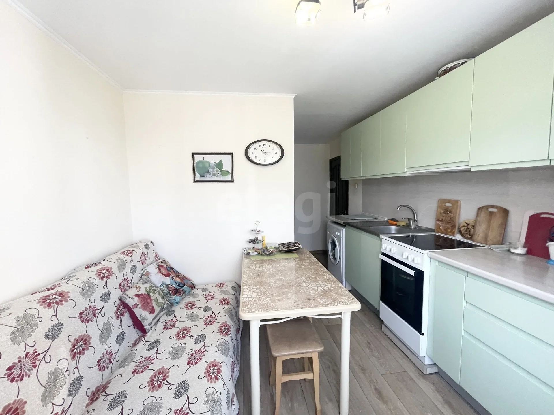 2-к квартира, 47м² (проспект Чекистов, 25) - изображение 1